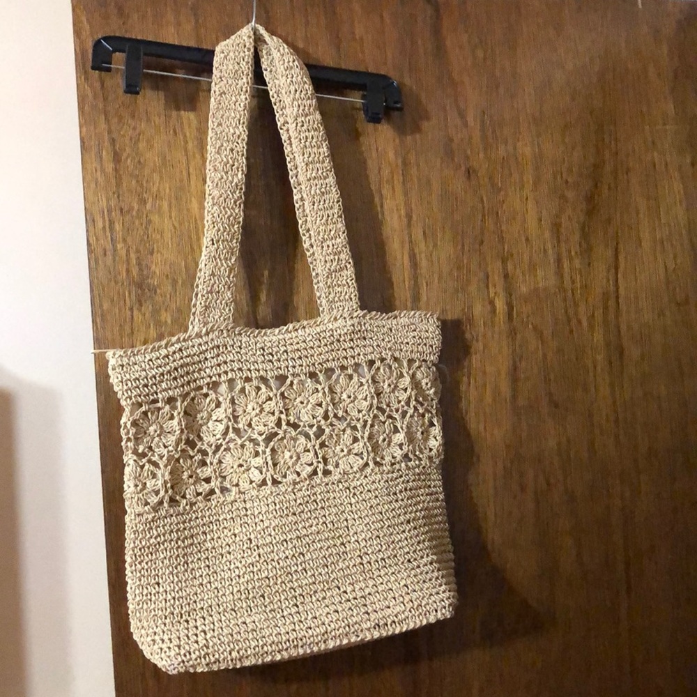 Straw Shoulder Bag